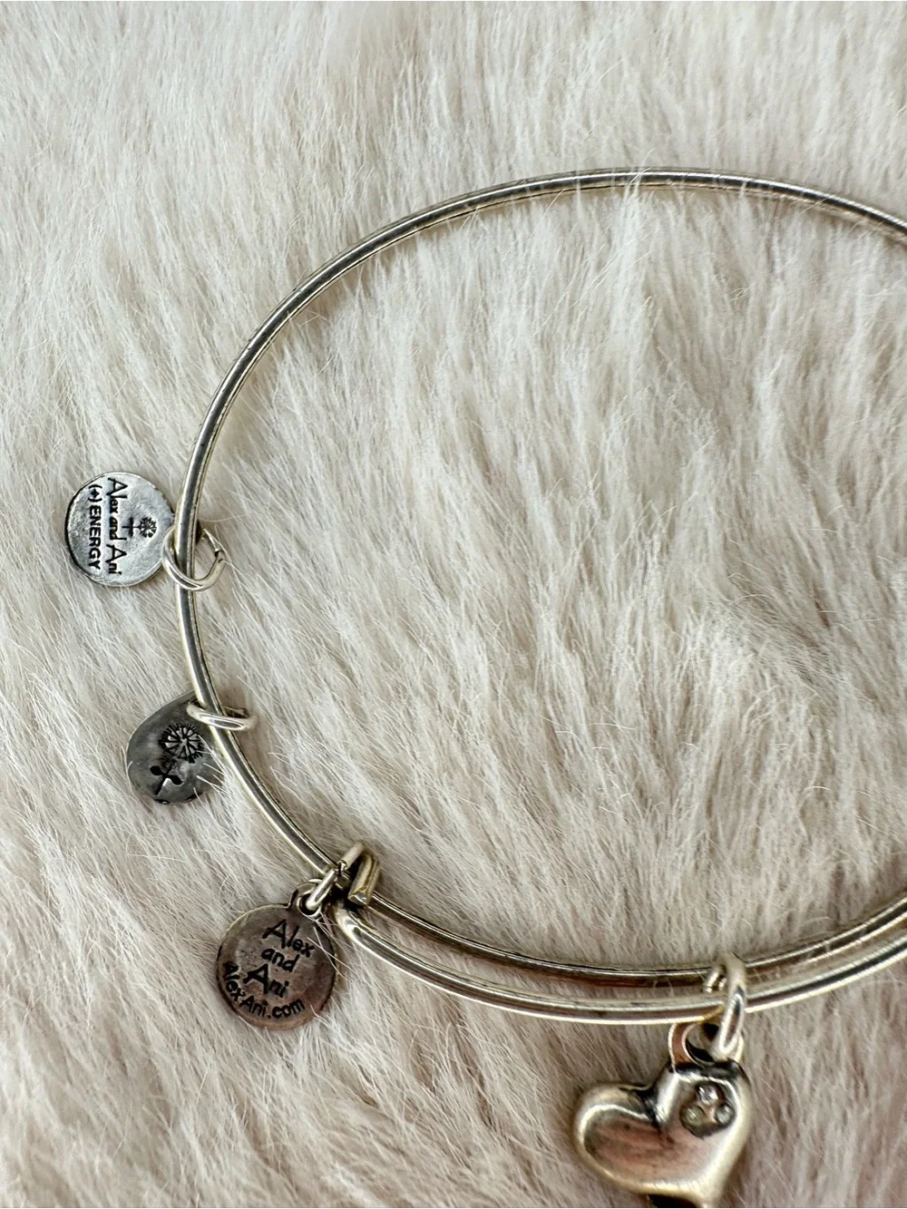 Alex & Ani Silver Heart 3 stud Charm  Bracelet - Picture 15 of 16